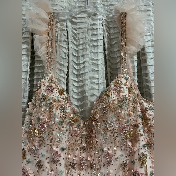 {Mac Duggal} Cap Sleeve Embellished Gown - Picture 4 of 12